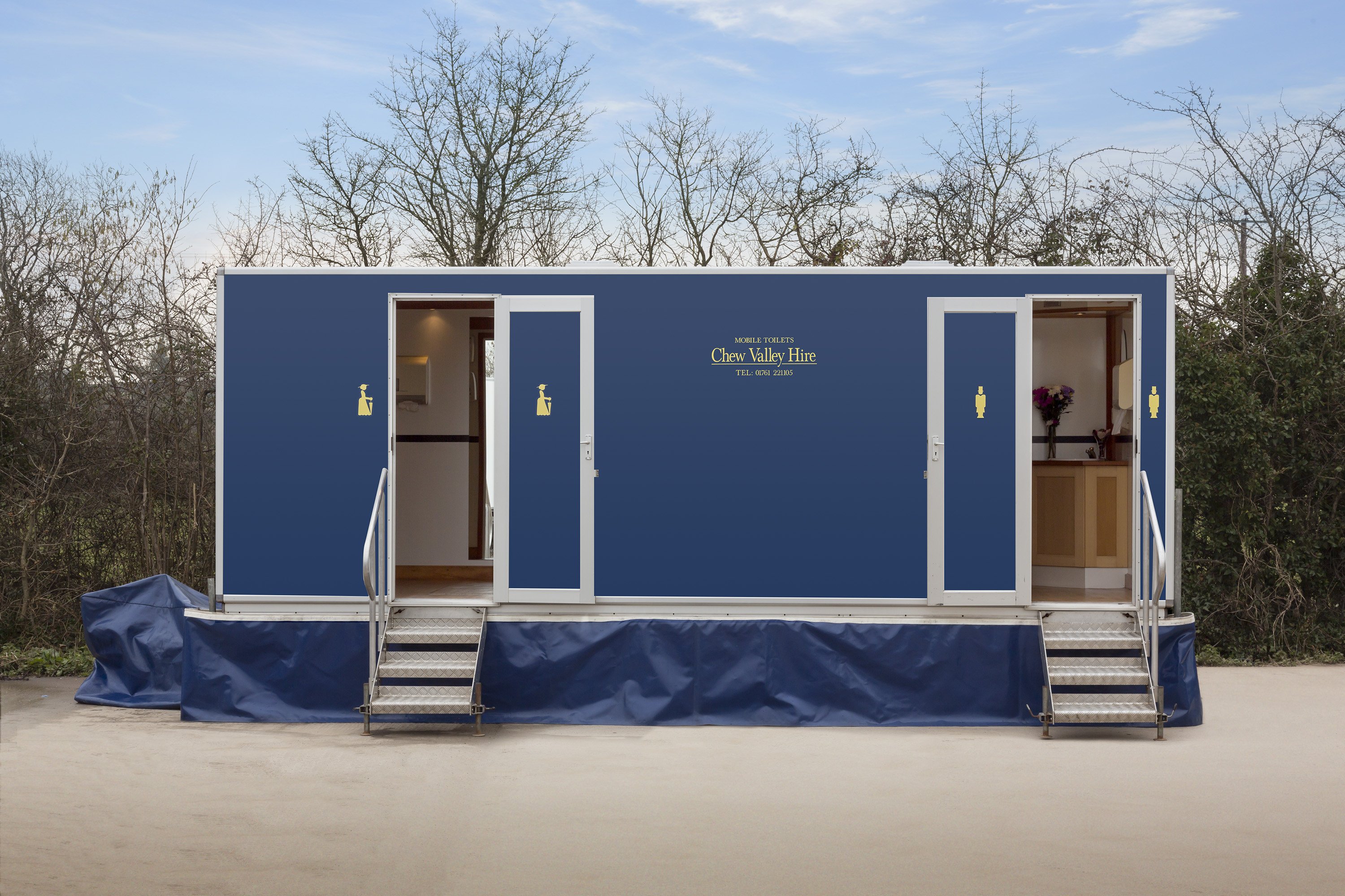 Luxury restroom trailer