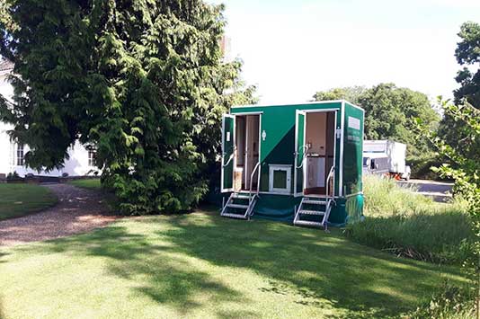 Luxury restroom trailer