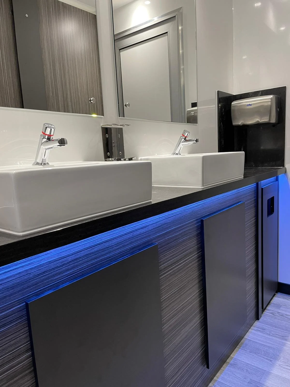 Luxury restroom trailer