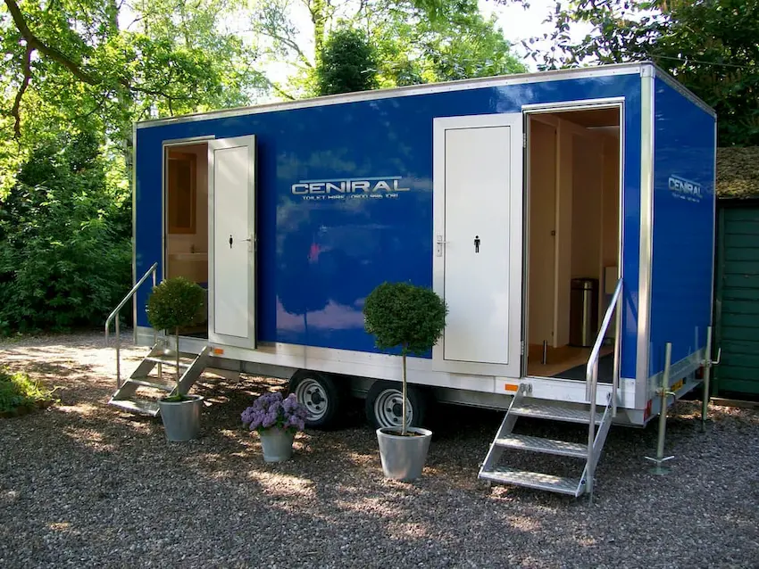 Luxury restroom trailer