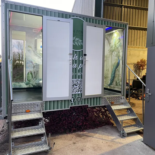 Luxury restroom trailer