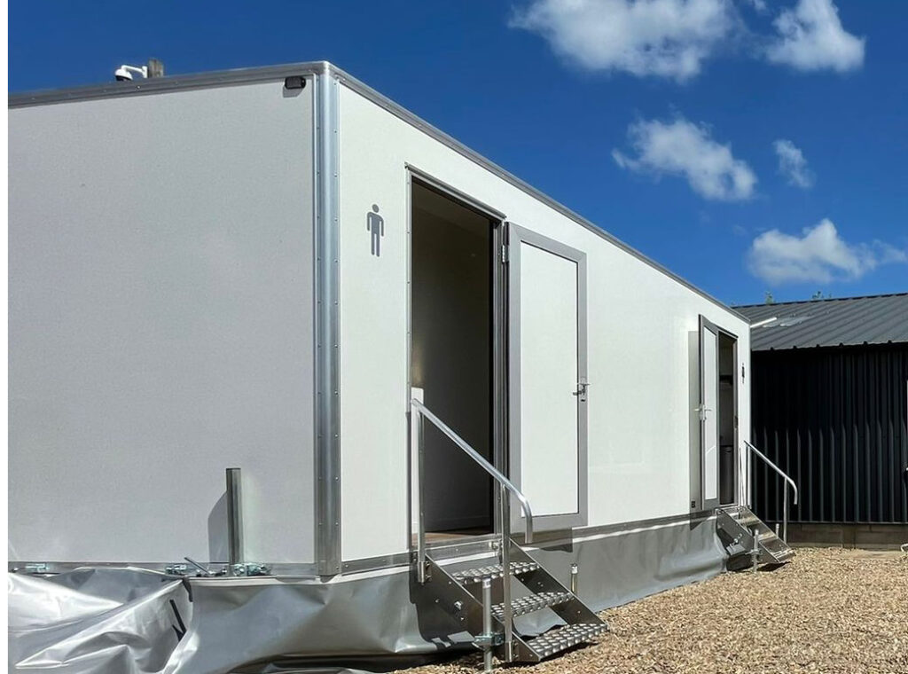 luxury toilet party hire - Toilet Hire for Weddings