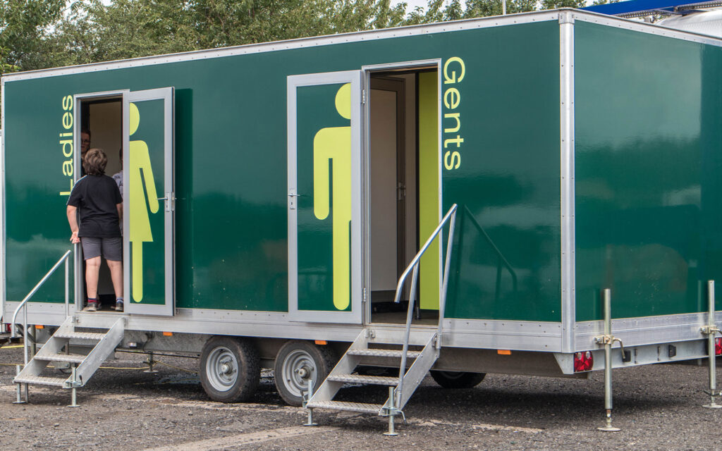 luxury toilet festival hire