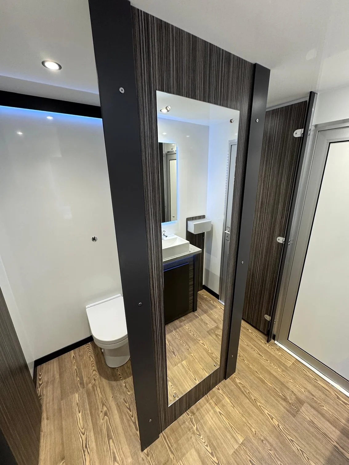 Luxury restroom trailer