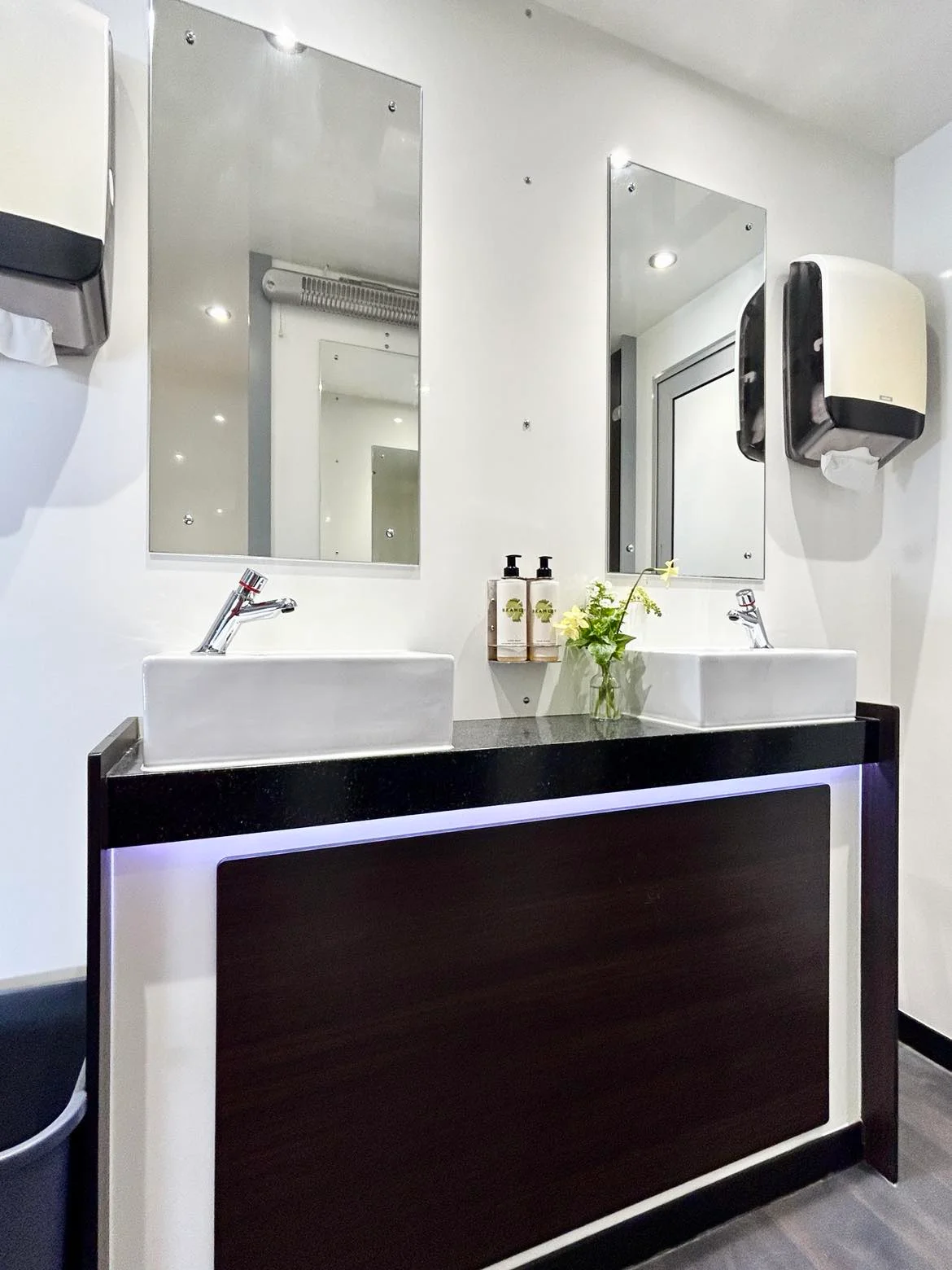 Luxury restroom trailer