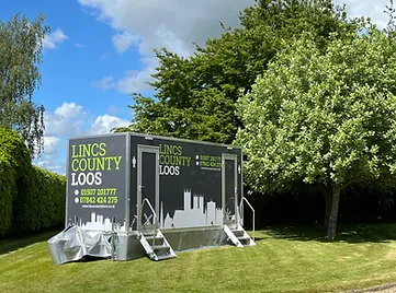 Luxury restroom trailer