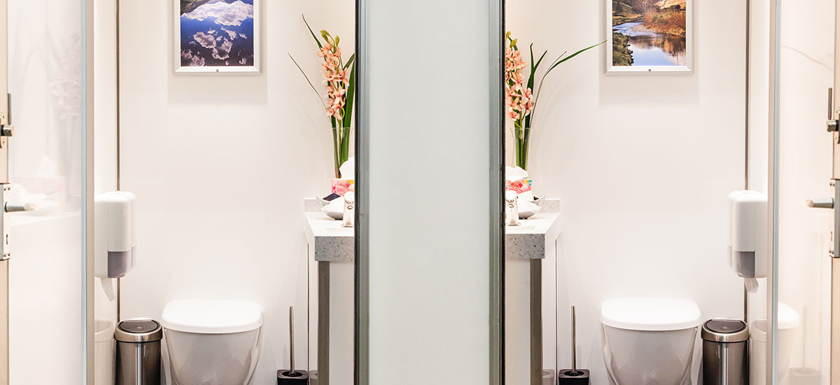 Luxury restroom trailer