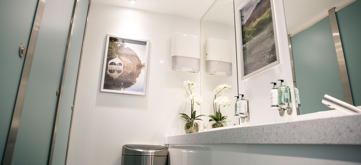 Luxury restroom trailer