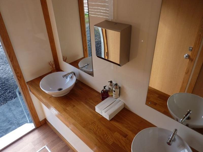 Luxury restroom trailer