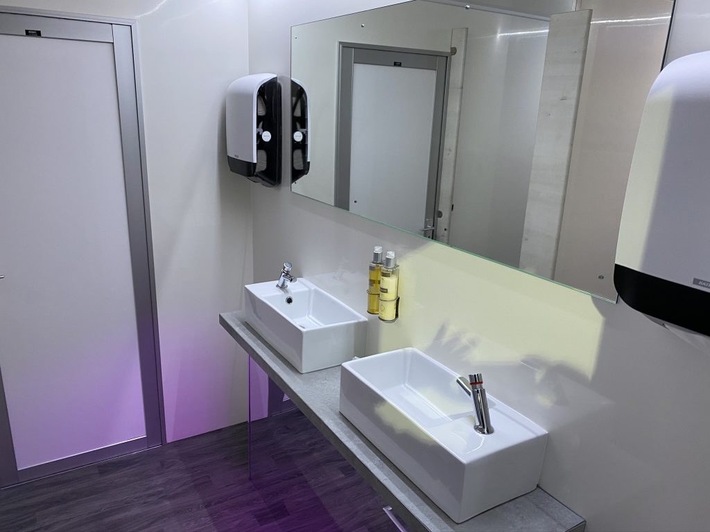 Luxury restroom trailer