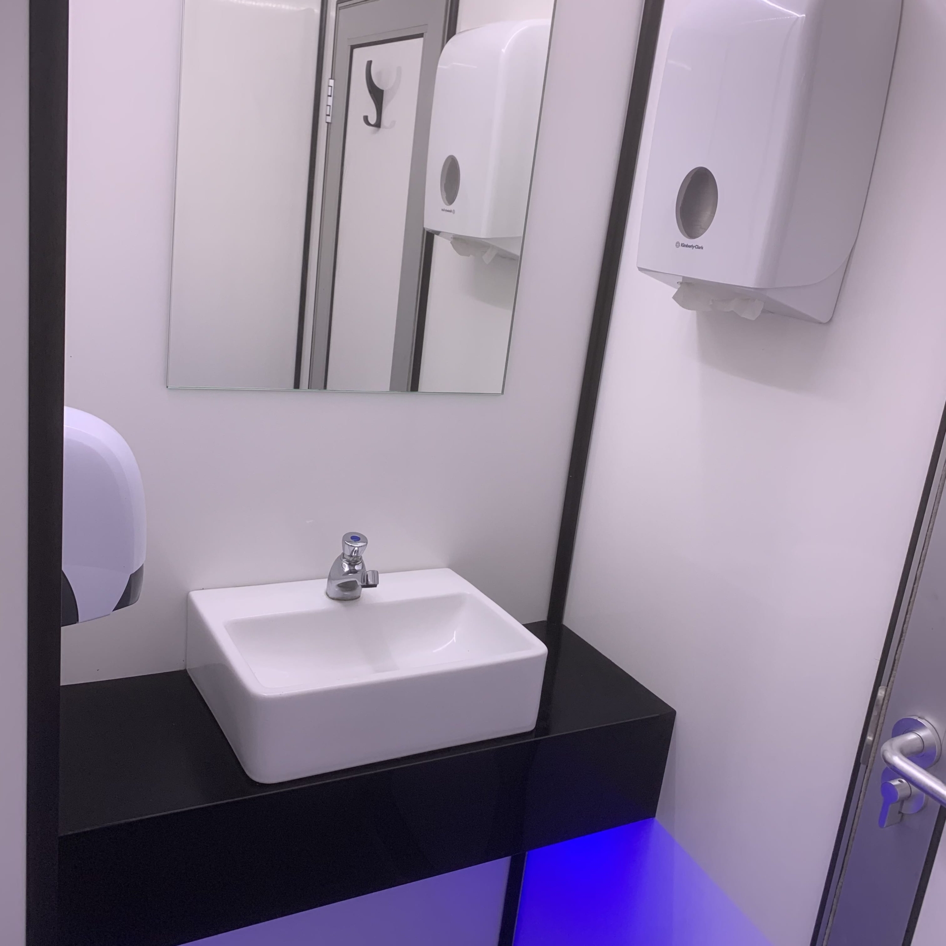 Luxury restroom trailer