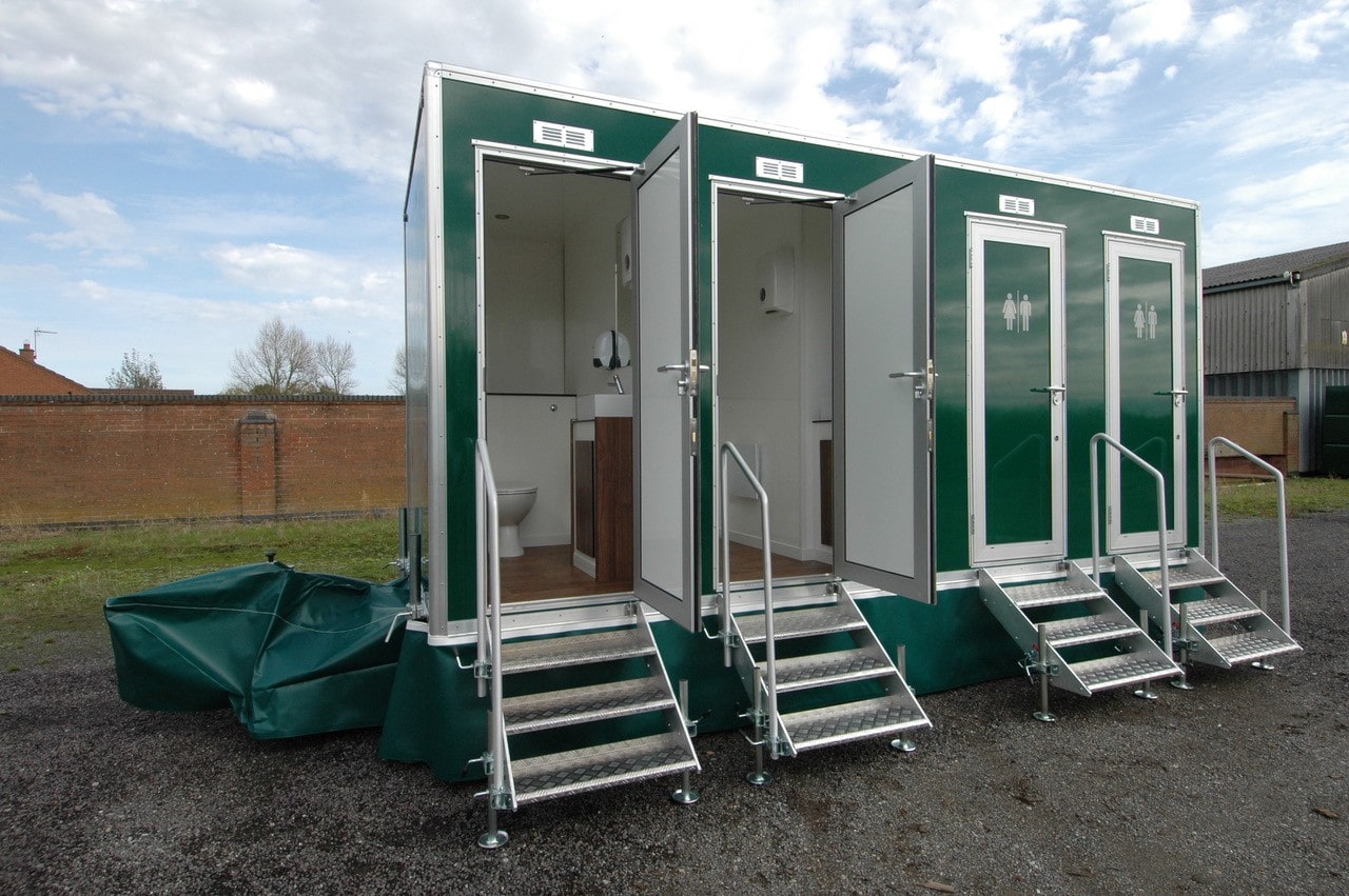 Luxury restroom trailer