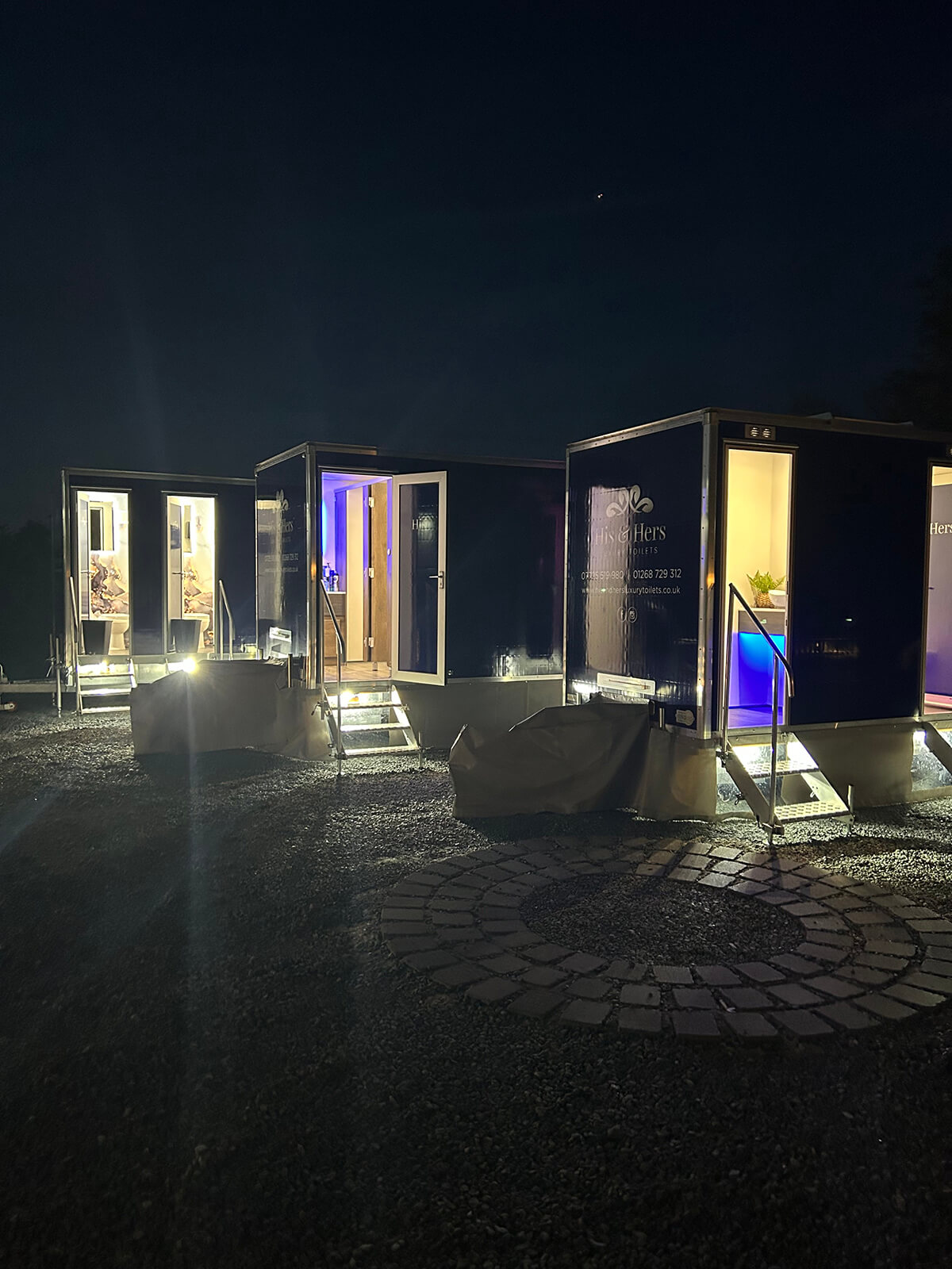 Luxury restroom trailer