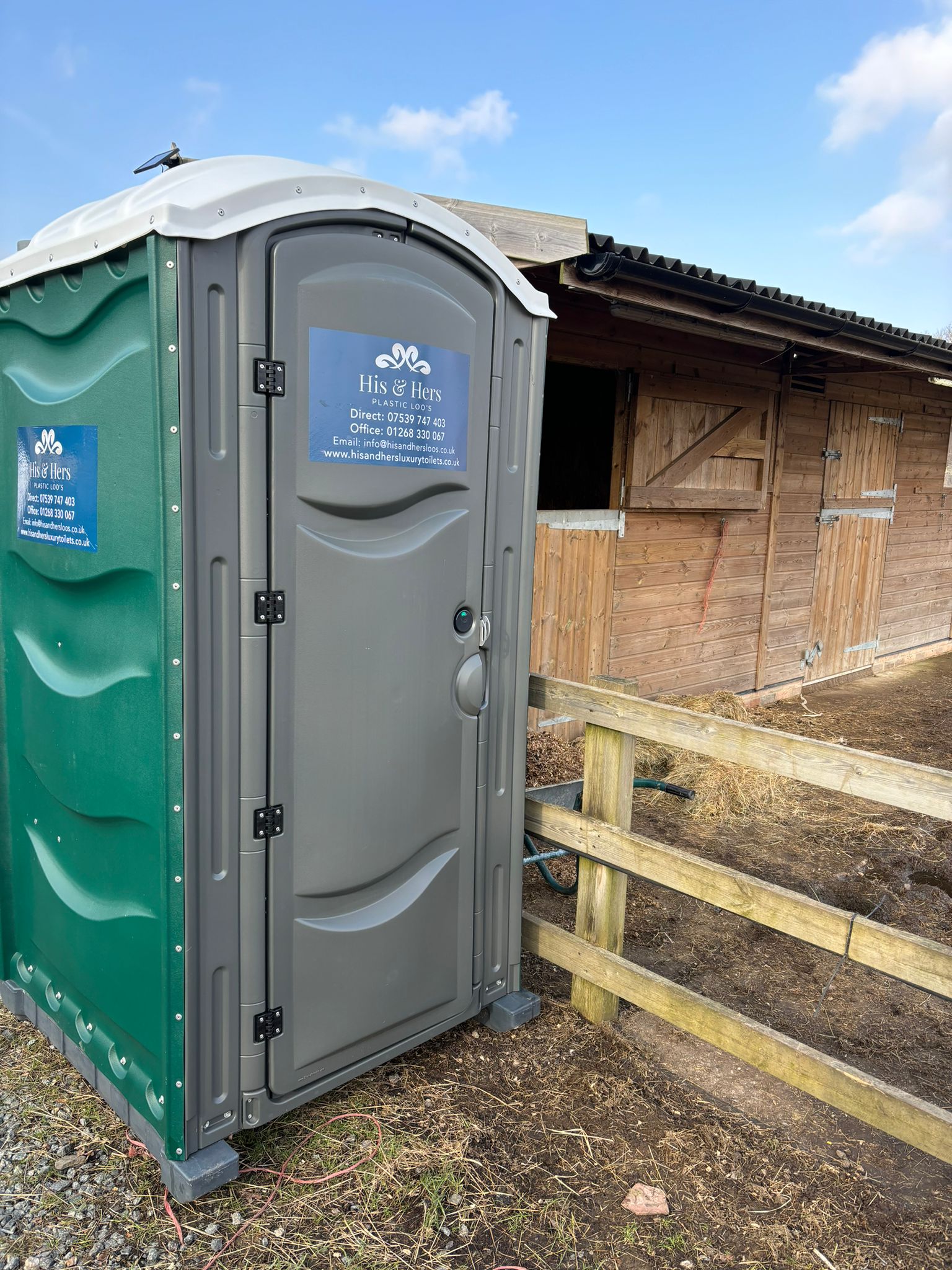 Luxury restroom trailer