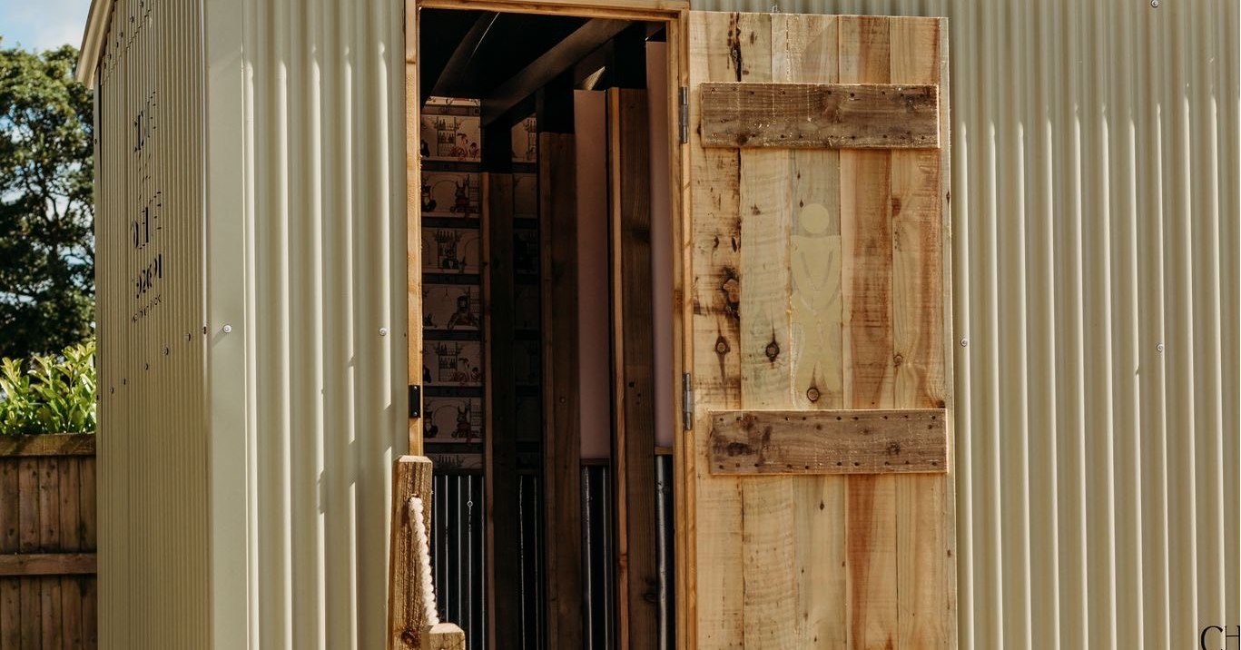Luxury restroom trailer