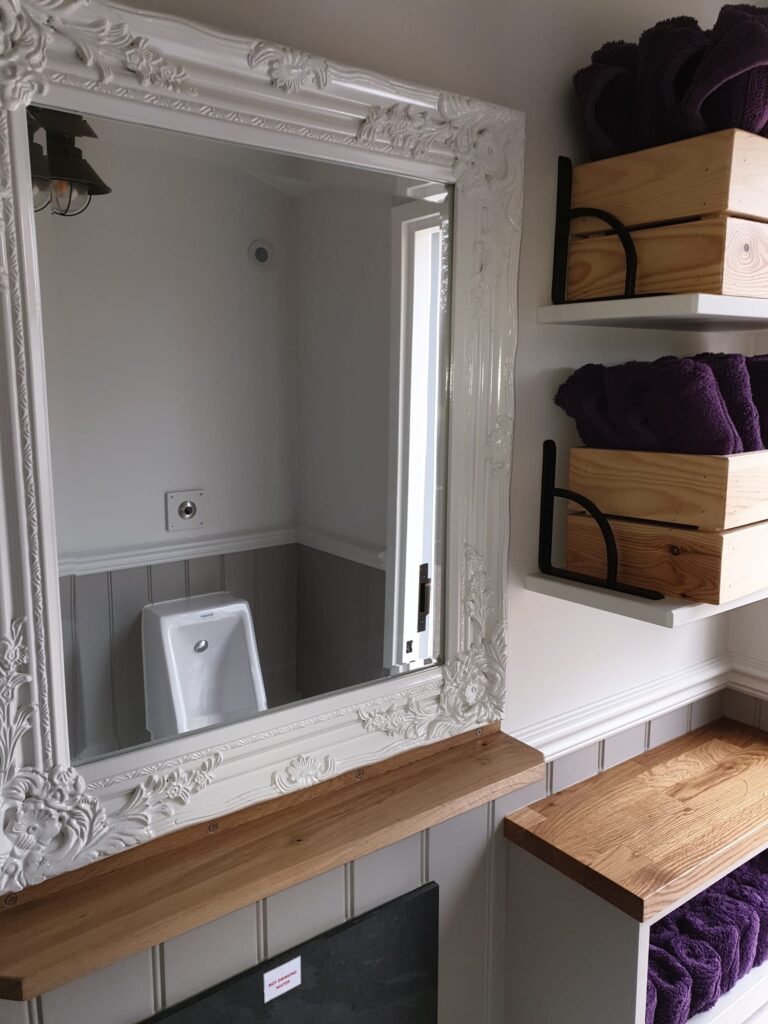 Luxury restroom trailer