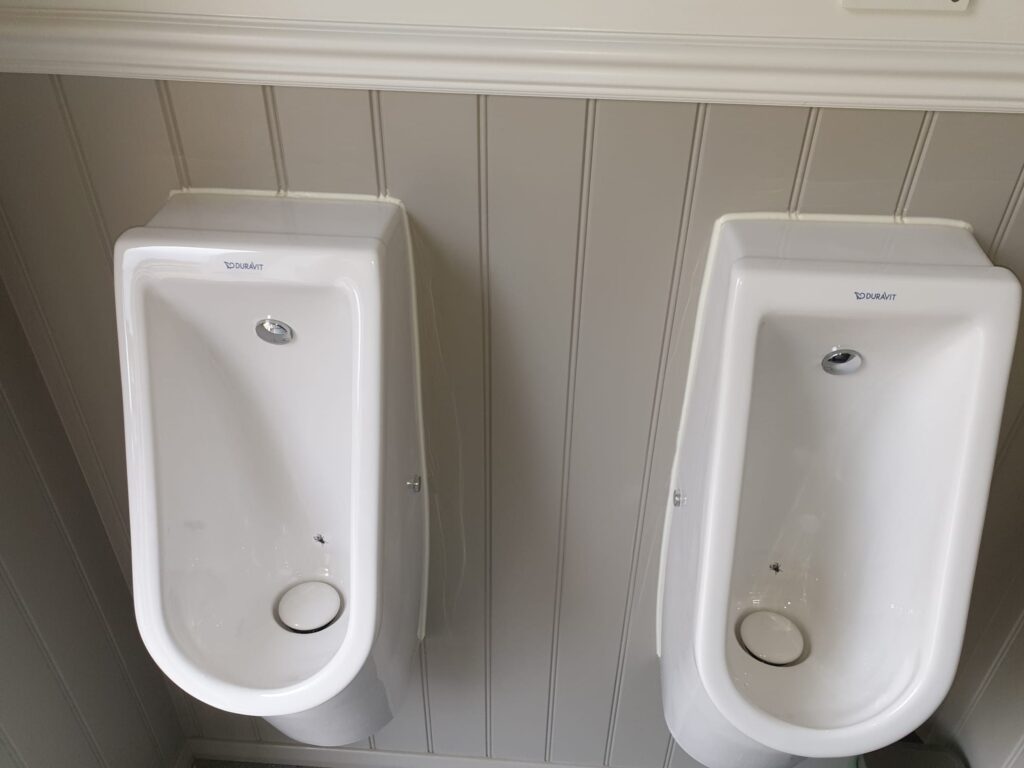 Luxury restroom trailer