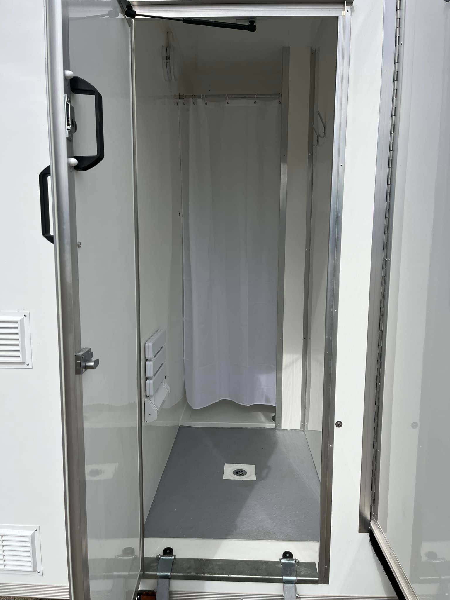 Luxury restroom trailer