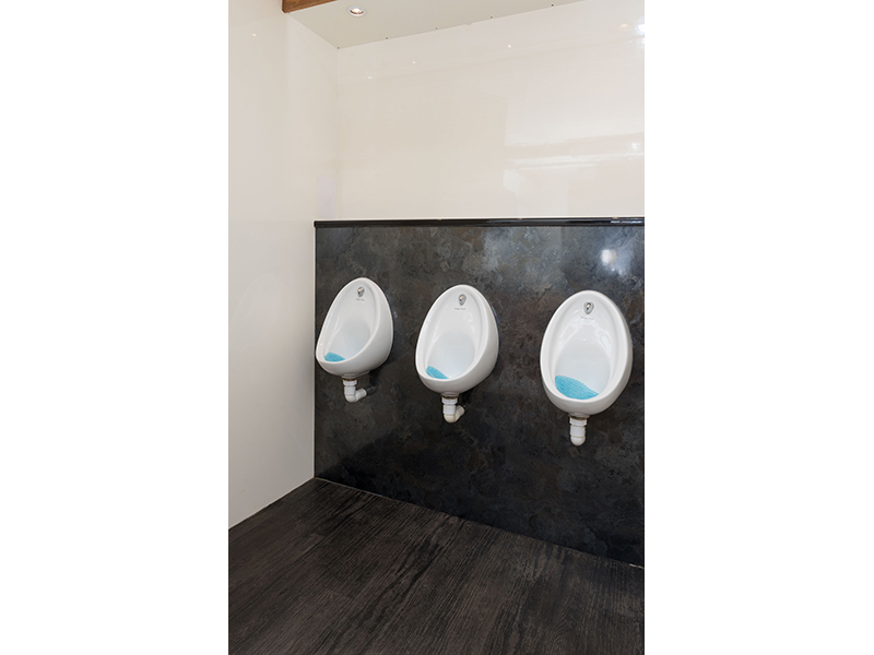 Luxury restroom trailer