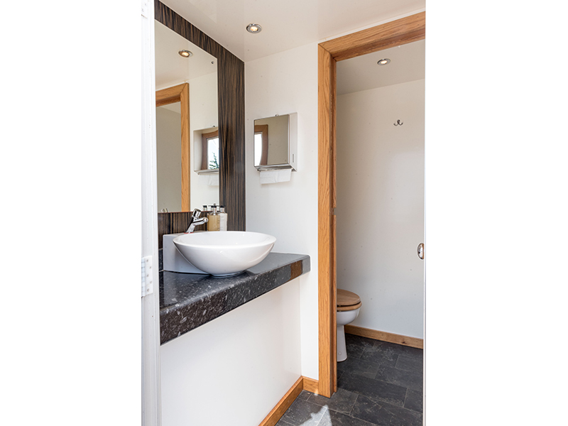 Luxury restroom trailer