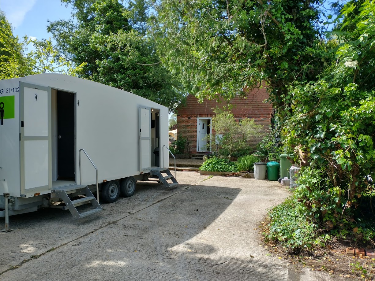 Luxury restroom trailer