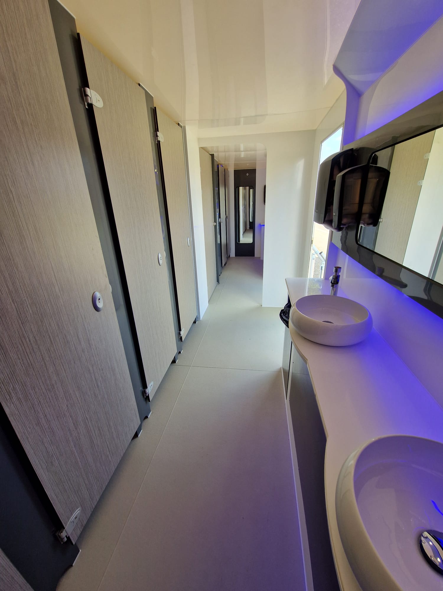 Luxury restroom trailer