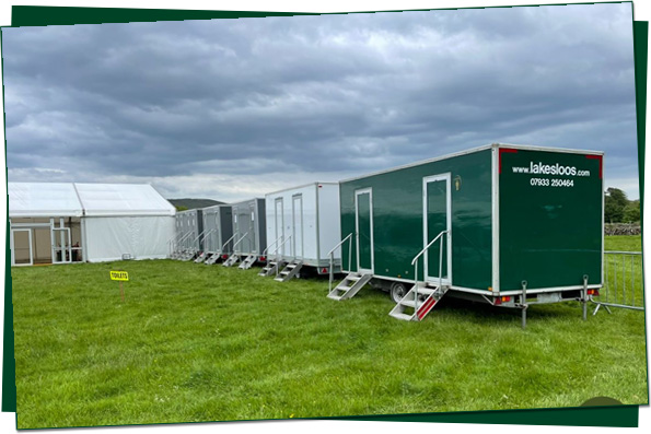 Luxury restroom trailer