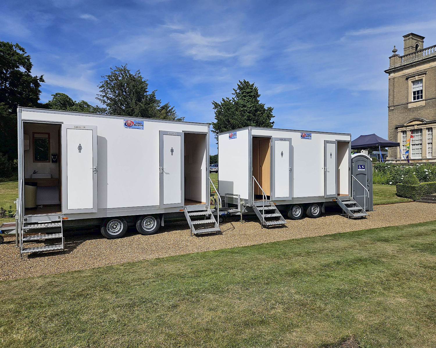 Luxury restroom trailer