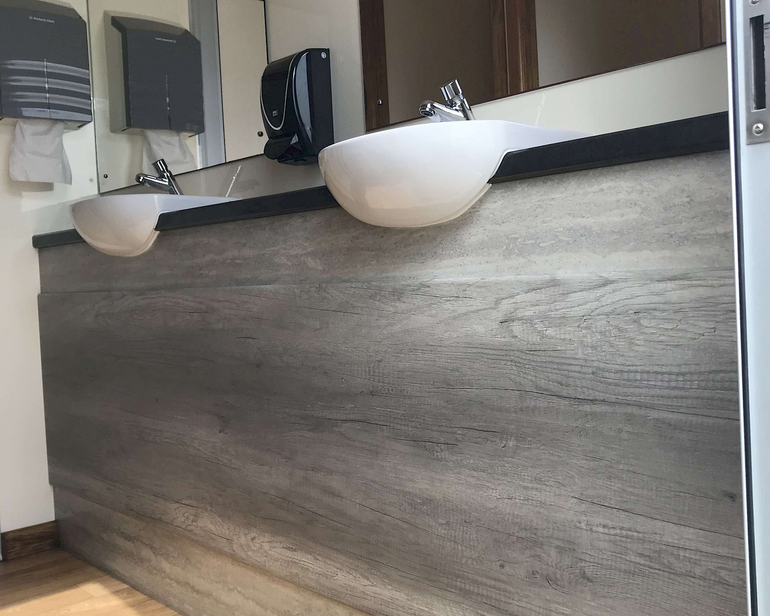 Luxury restroom trailer