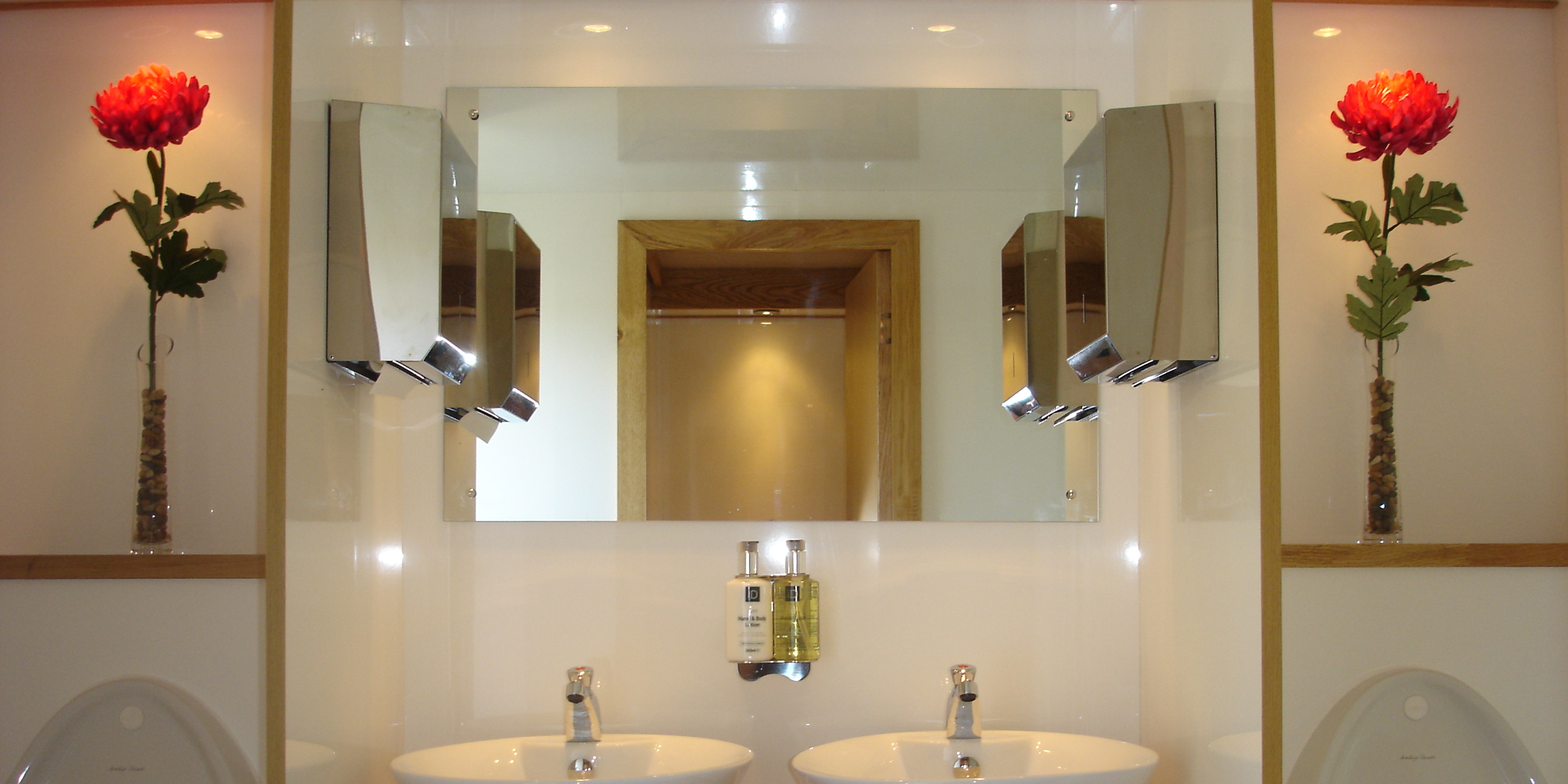 Luxury restroom trailer